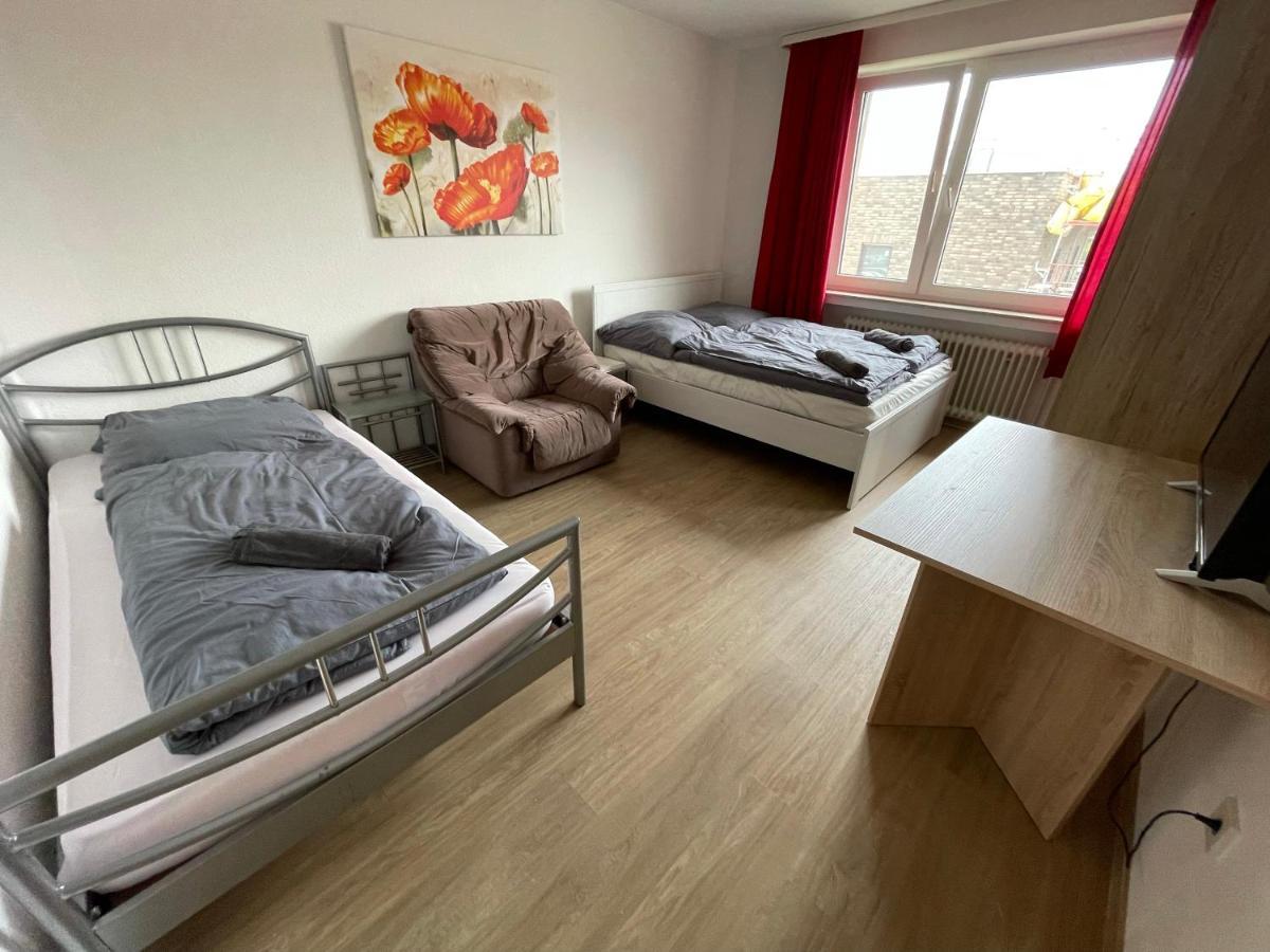 Schoenes Einfaches Zimmer In Oldenburg Exterior foto