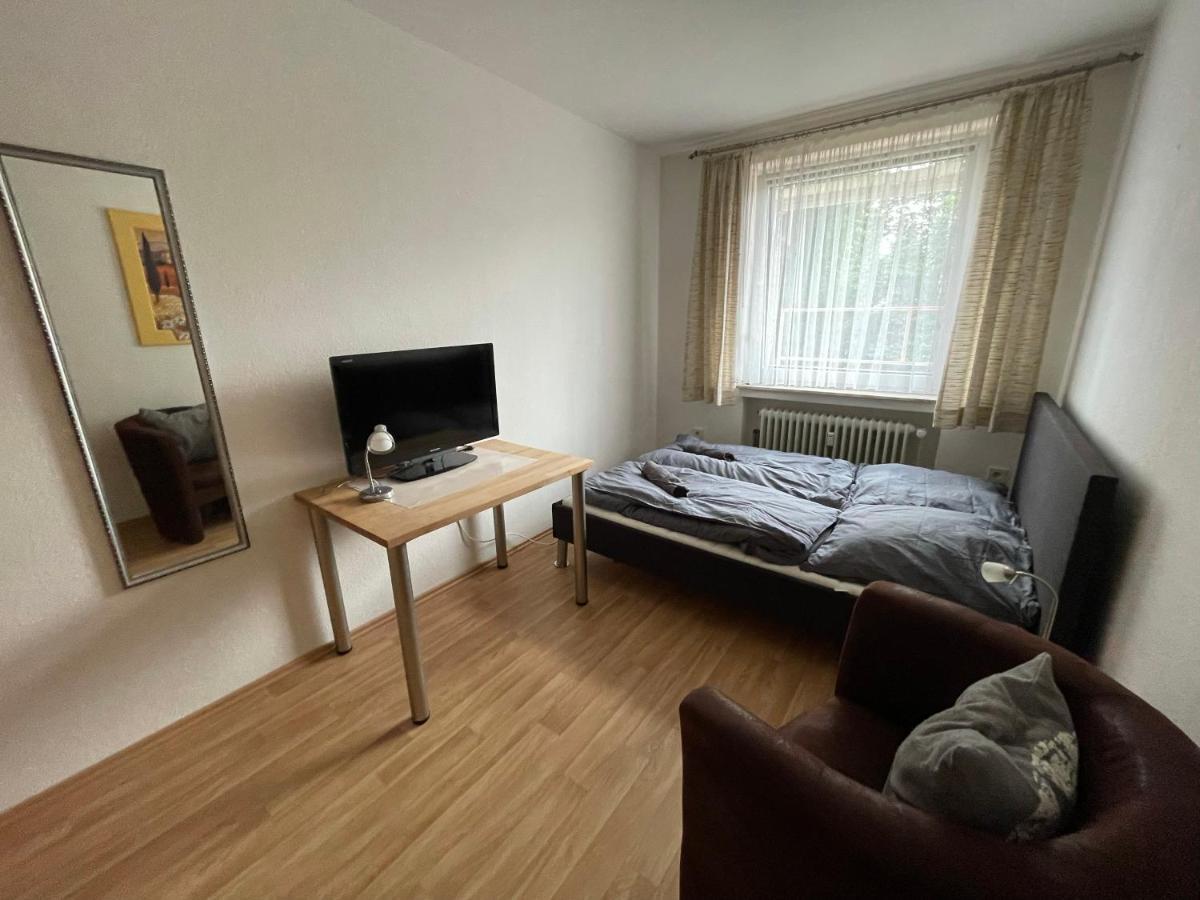 Schoenes Einfaches Zimmer In Oldenburg Exterior foto